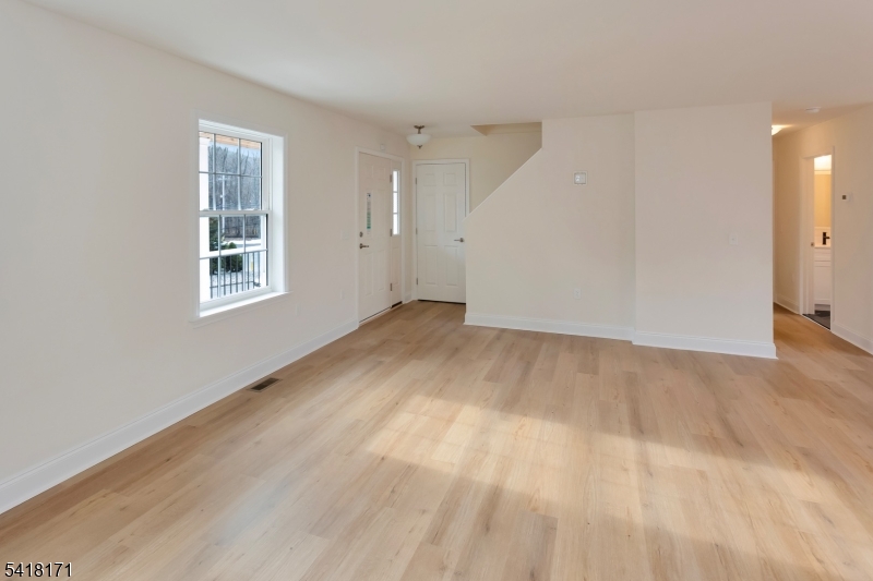 5 Cooks Road Denville, NJ 07834 - Photo 8 of 25