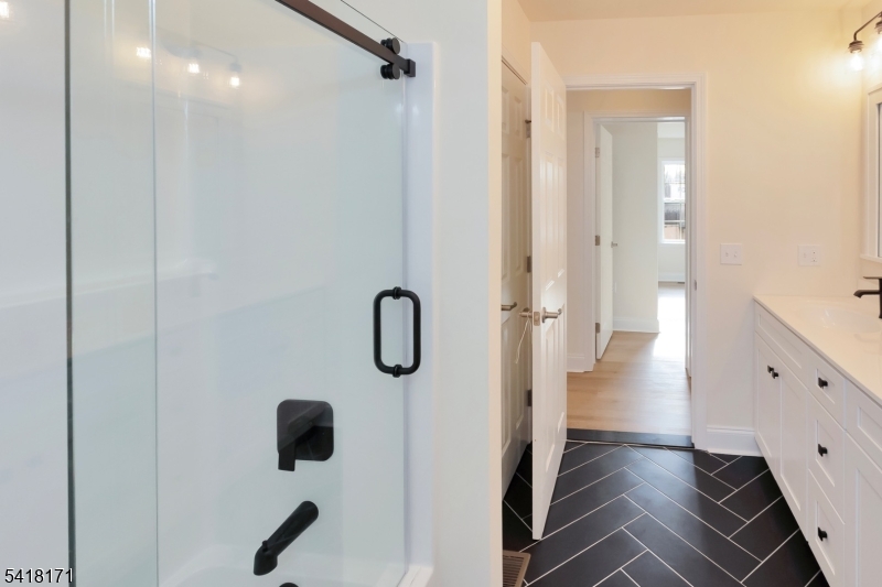 5 Cooks Road Denville, NJ 07834 - Photo 10 of 25