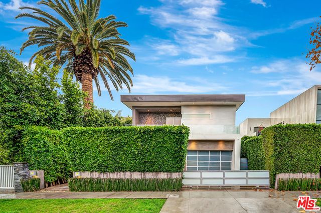 $18,000 | 647 North Laurel Avenue, Los Angeles, CA 90048