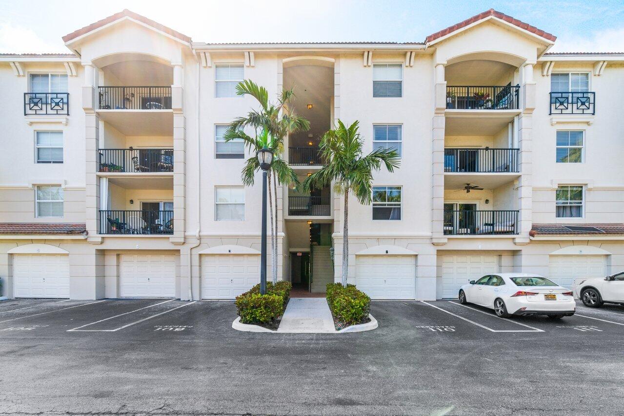 1408 Tuscany Way Boynton Beach, FL 33435 - Photo 2 of 53 002-1408TuscanyWay-BoyntonBeach-FL-33435