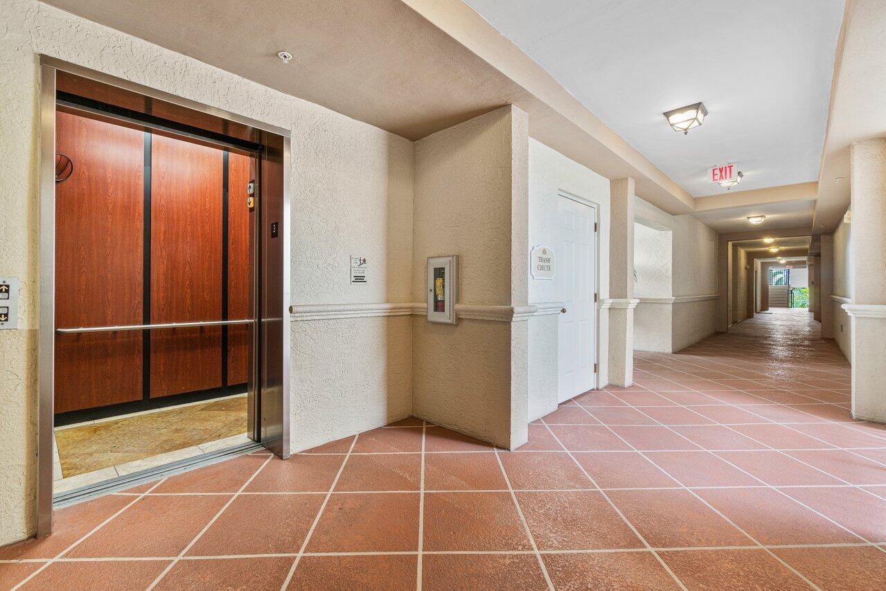 1408 Tuscany Way Boynton Beach, FL 33435 - Photo 35 of 53 035-1408TuscanyWay-BoyntonBeach-FL-33435