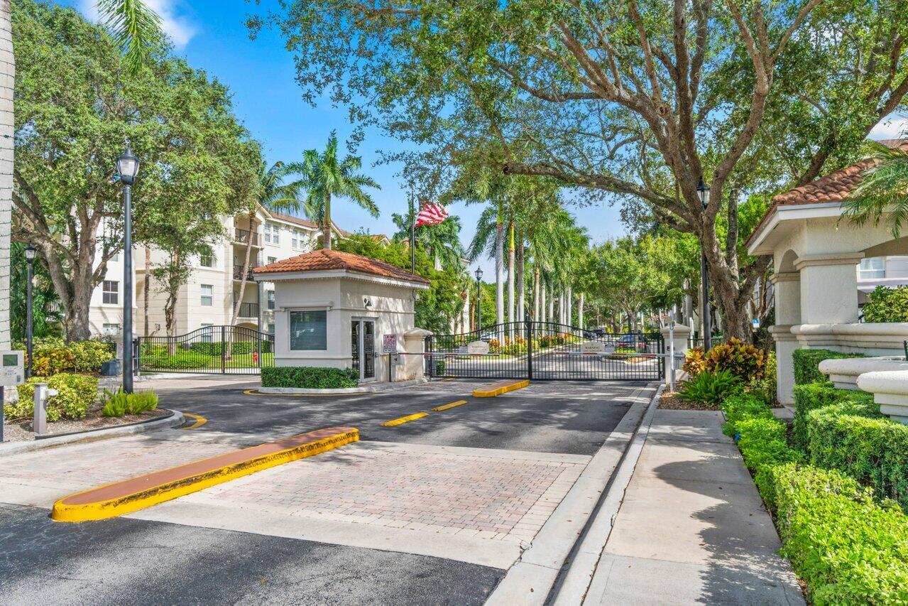 1408 Tuscany Way Boynton Beach, FL 33435 - Photo 38 of 53 038-1408TuscanyWay-BoyntonBeach-FL-33435