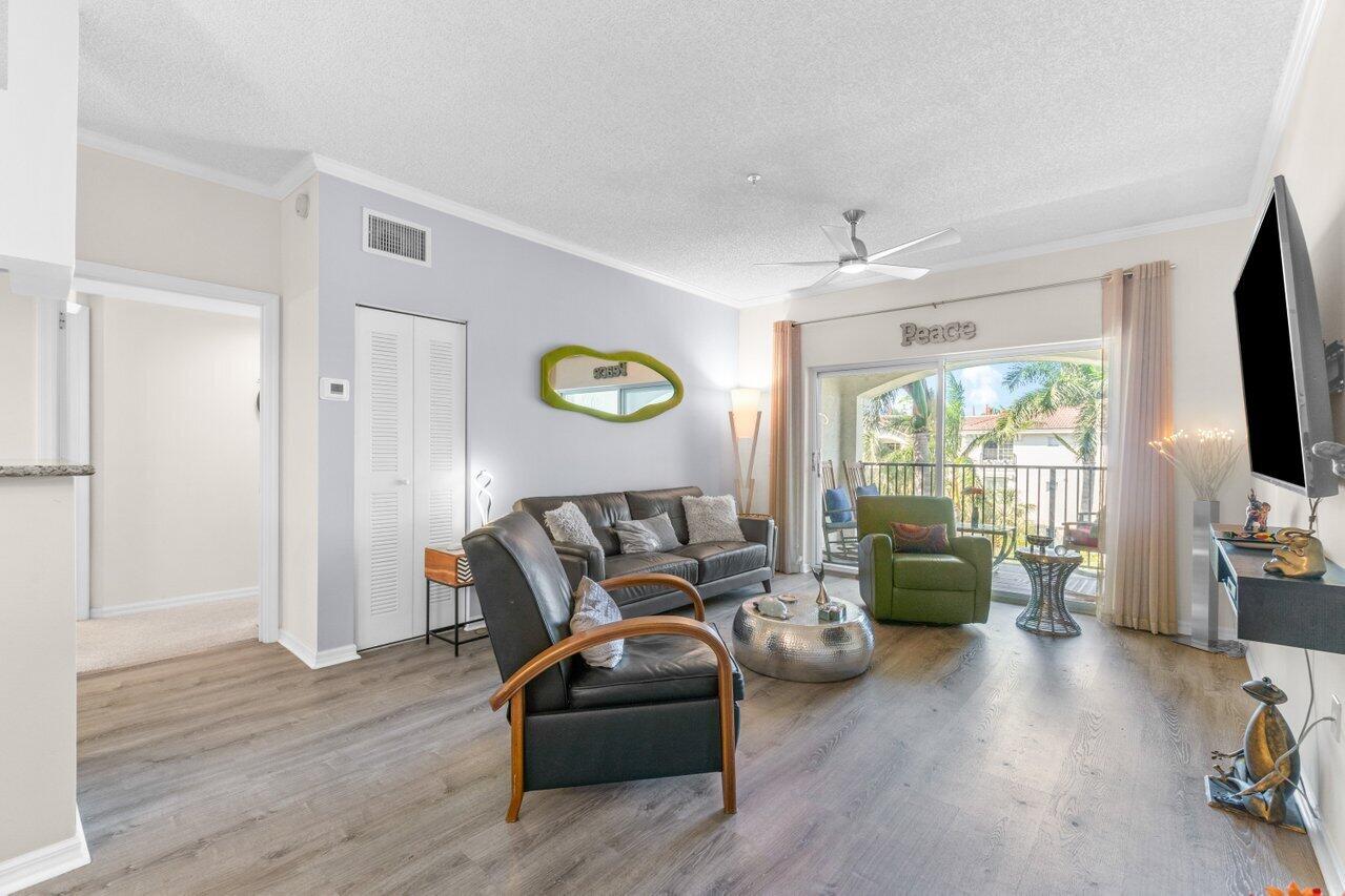 1408 Tuscany Way Boynton Beach, FL 33435 - Photo 7 of 53 007-1408TuscanyWay-BoyntonBeach-FL-33435