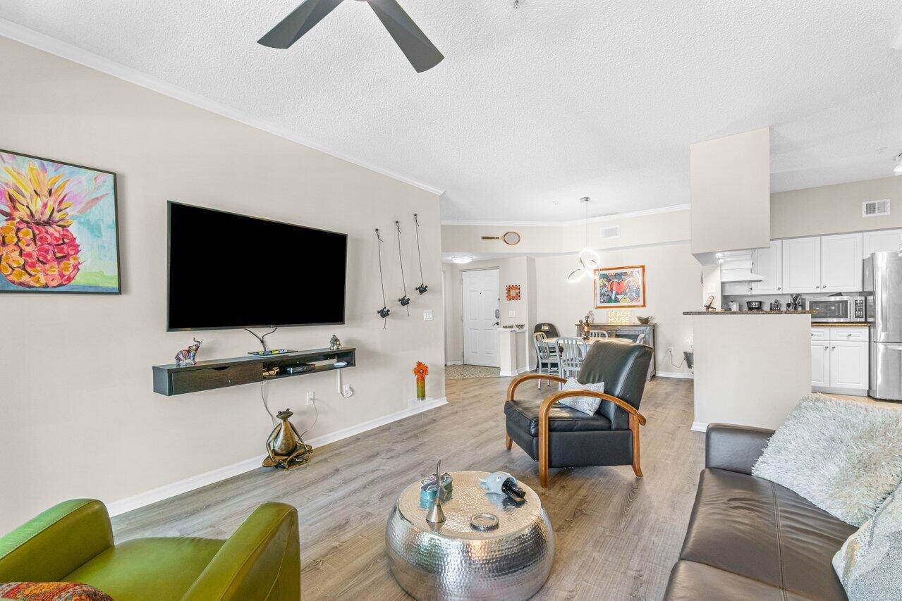 1408 Tuscany Way Boynton Beach, FL 33435 - Photo 10 of 53 010-1408TuscanyWay-BoyntonBeach-FL-33435