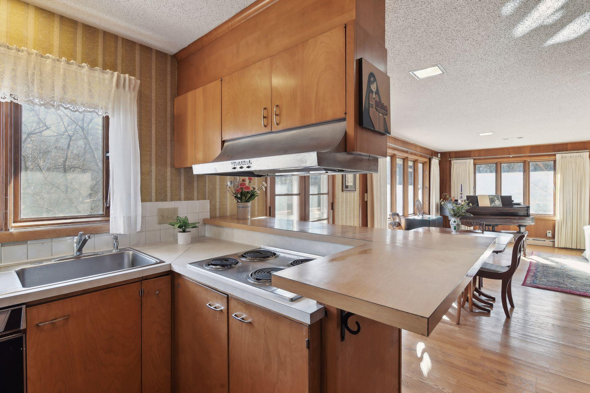 3703 Baker Road Minnetonka, MN 55305 - Photo 17 of 54 Gallery Image 17