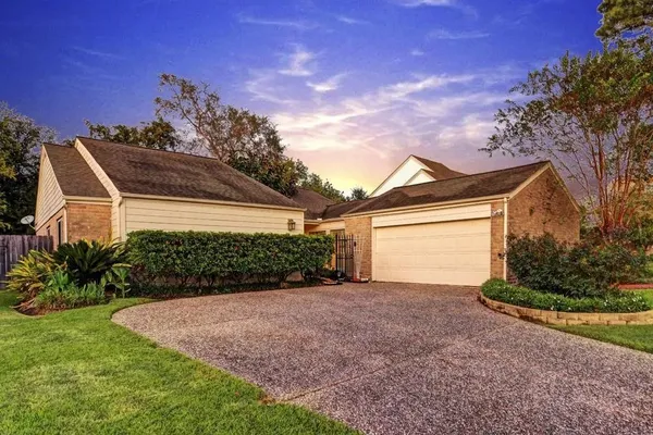 $2,500 | 11314 Piping Rock Drive, Houston, TX 77077