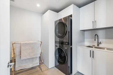 $5,695,000 | 124 Hendricks Isle, Unit PH401, Fort Lauderdale, FL 33301