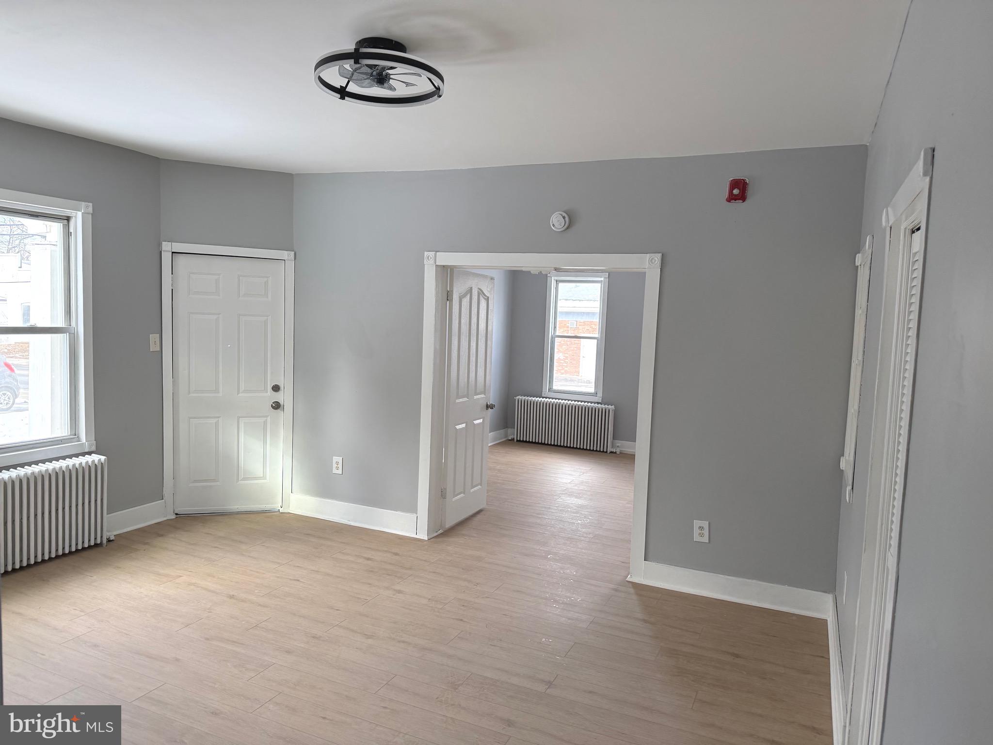 905 Stone Road, Unit B Laurel Springs, NJ 08021 - Photo 5 of 10 Living room