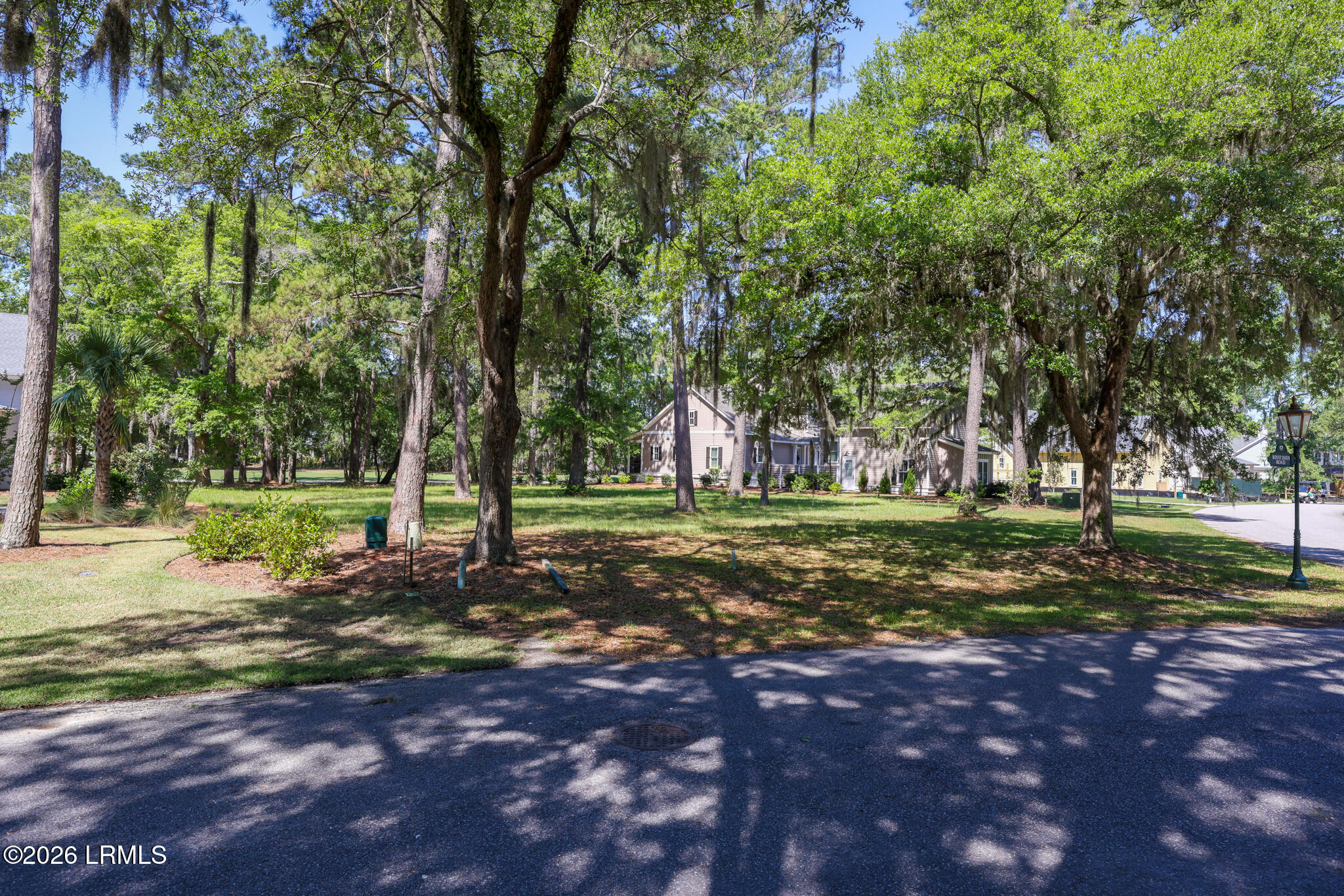 2 Bonny Doon Road Okatie, SC 29909 - Photo 4 of 16 2 Bonny Doon Front Left