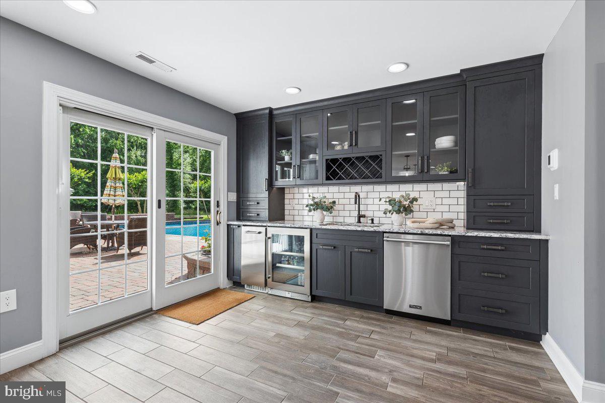 102 Little Neck Road Stevensville, MD 21666 - Photo 11 of 77 Wet Bar