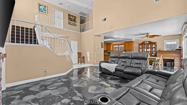 $720,000 | 14998 Mustang Lane, Fontana, CA 92336