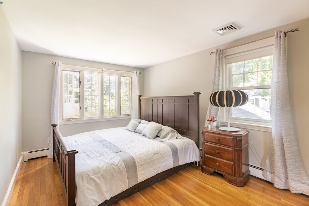31 Woodland Road Lexington, MA 02420 - Photo 21 of 31