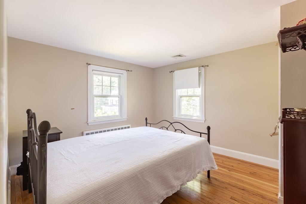 31 Woodland Road Lexington, MA 02420 - Photo 23 of 31
