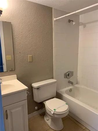$995 | 1531 Catherine Street, Unit 36, Orlando, FL 32801