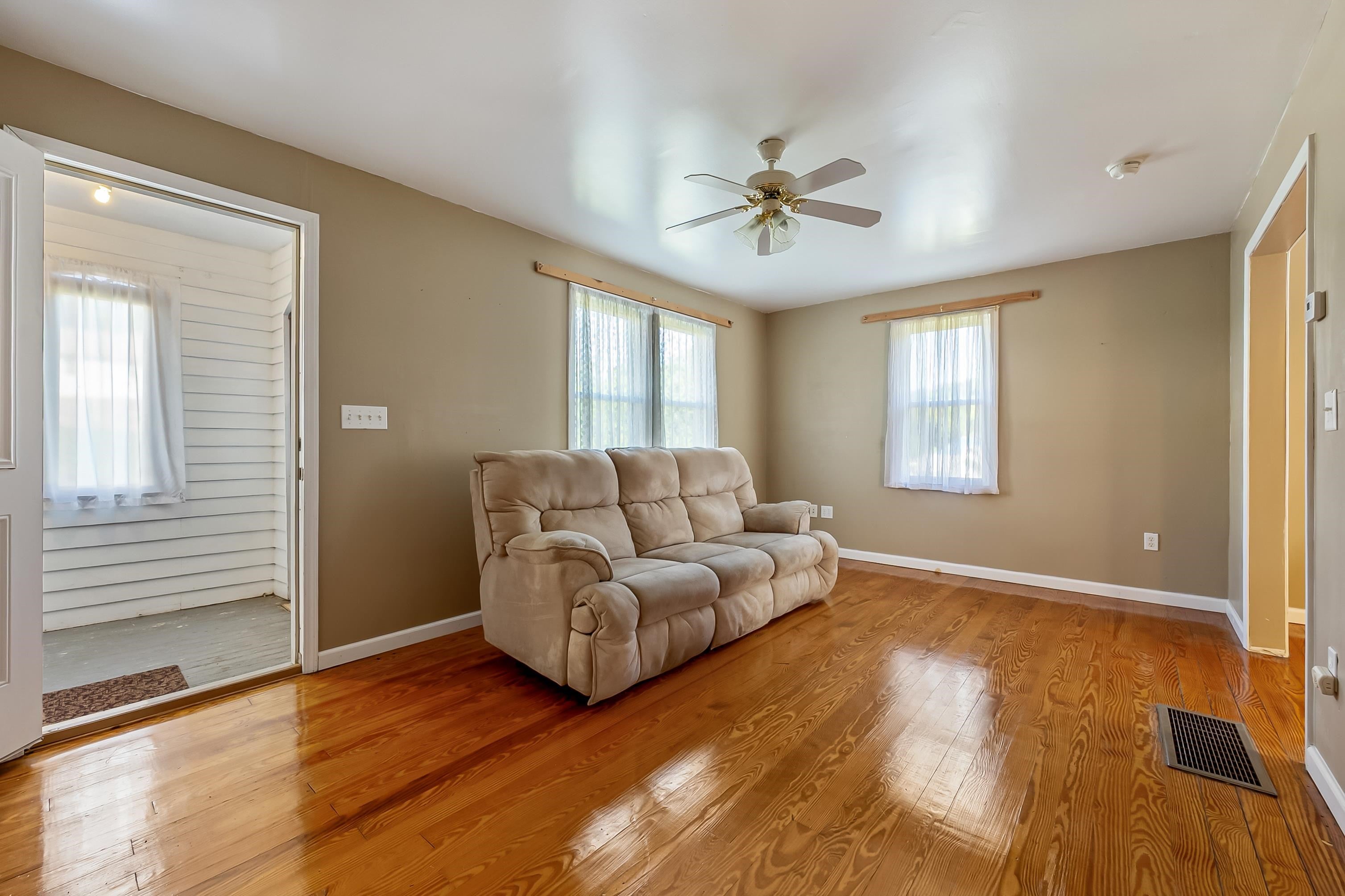 772 Painters Hill Road Ivanhoe, VA 24350 - Photo 8 of 59 Gallery Image 8