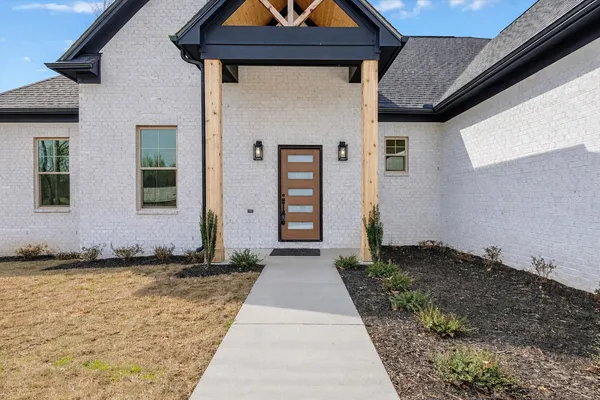 $439,900 | 2939 Brighton-Clopton Road, Brighton, TN 38011