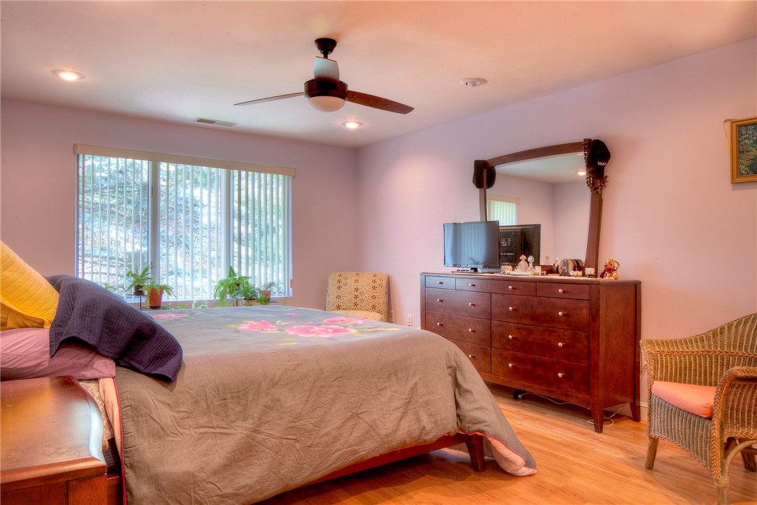 18 Apple Ridge Road Cumberland, RI 02864 - Photo 32 of 40