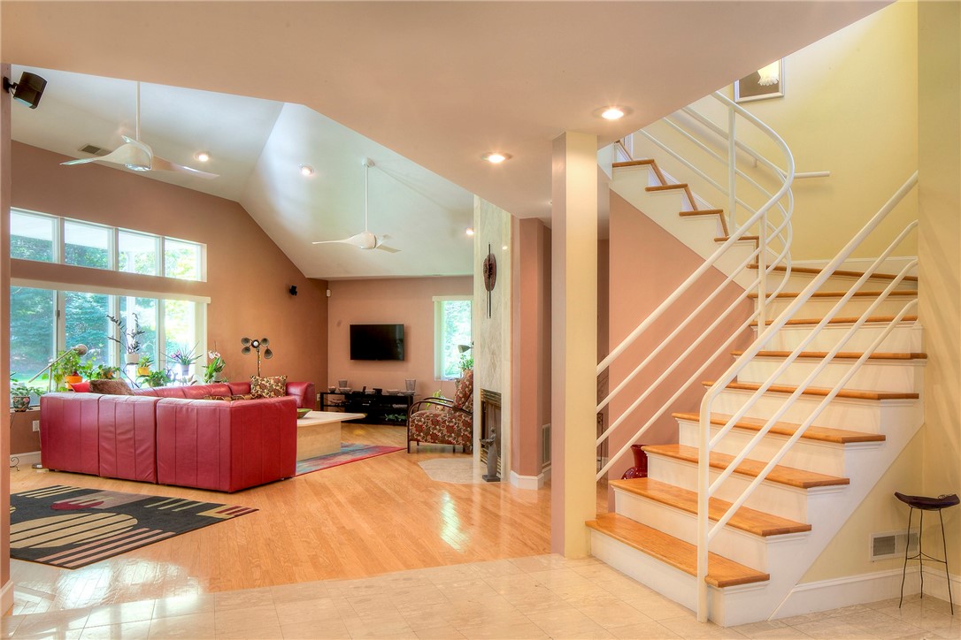 18 Apple Ridge Road Cumberland, RI 02864 - Photo 8 of 40