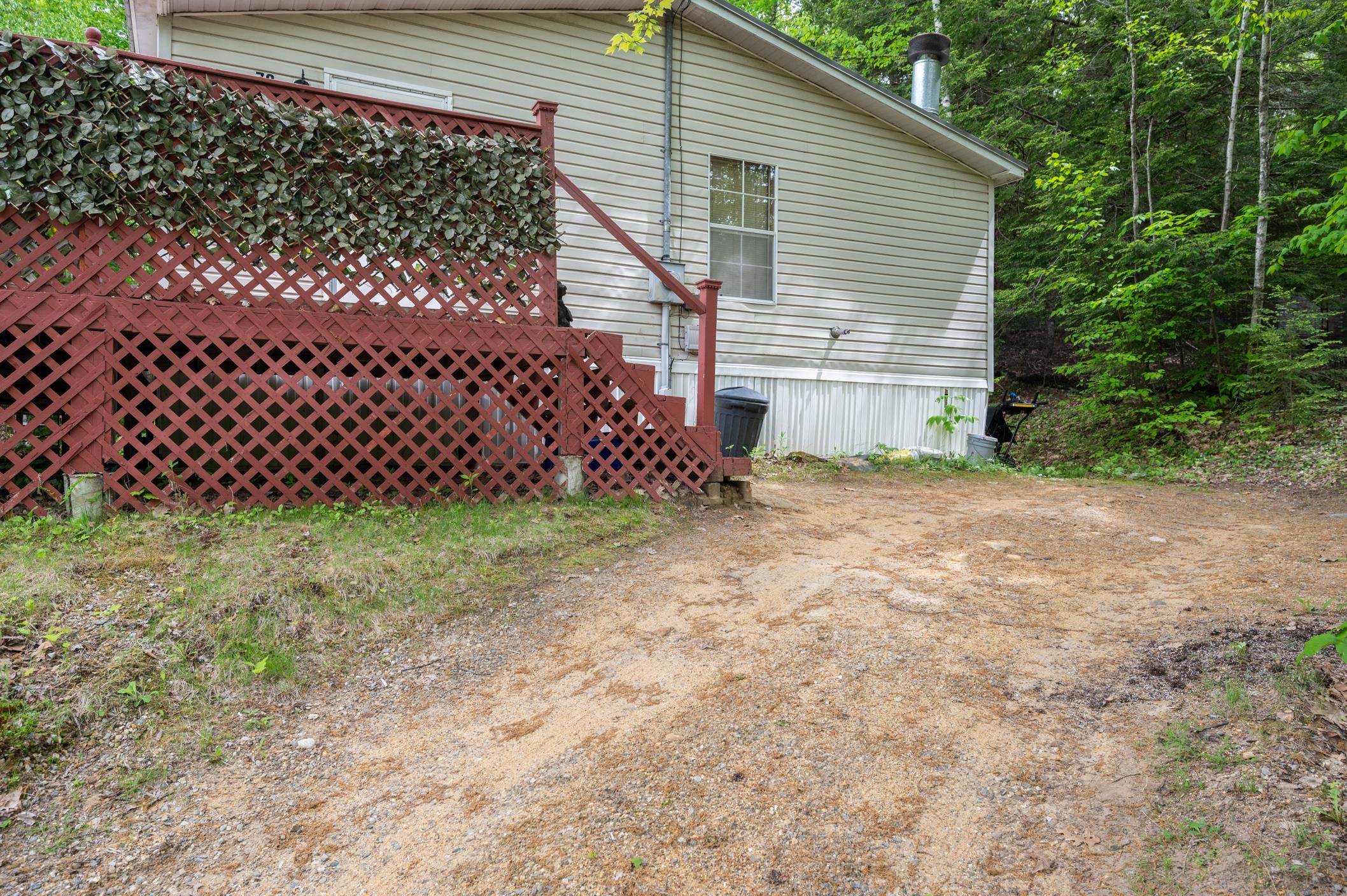 72 Middle Route Belmont, NH 03220 - Photo 15 of 19
