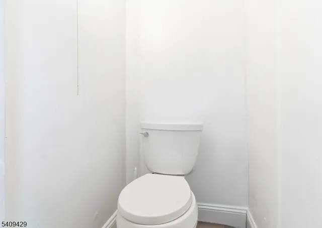 $450,000 | 49-51 Lyons Avenue, Newark, NJ 07112