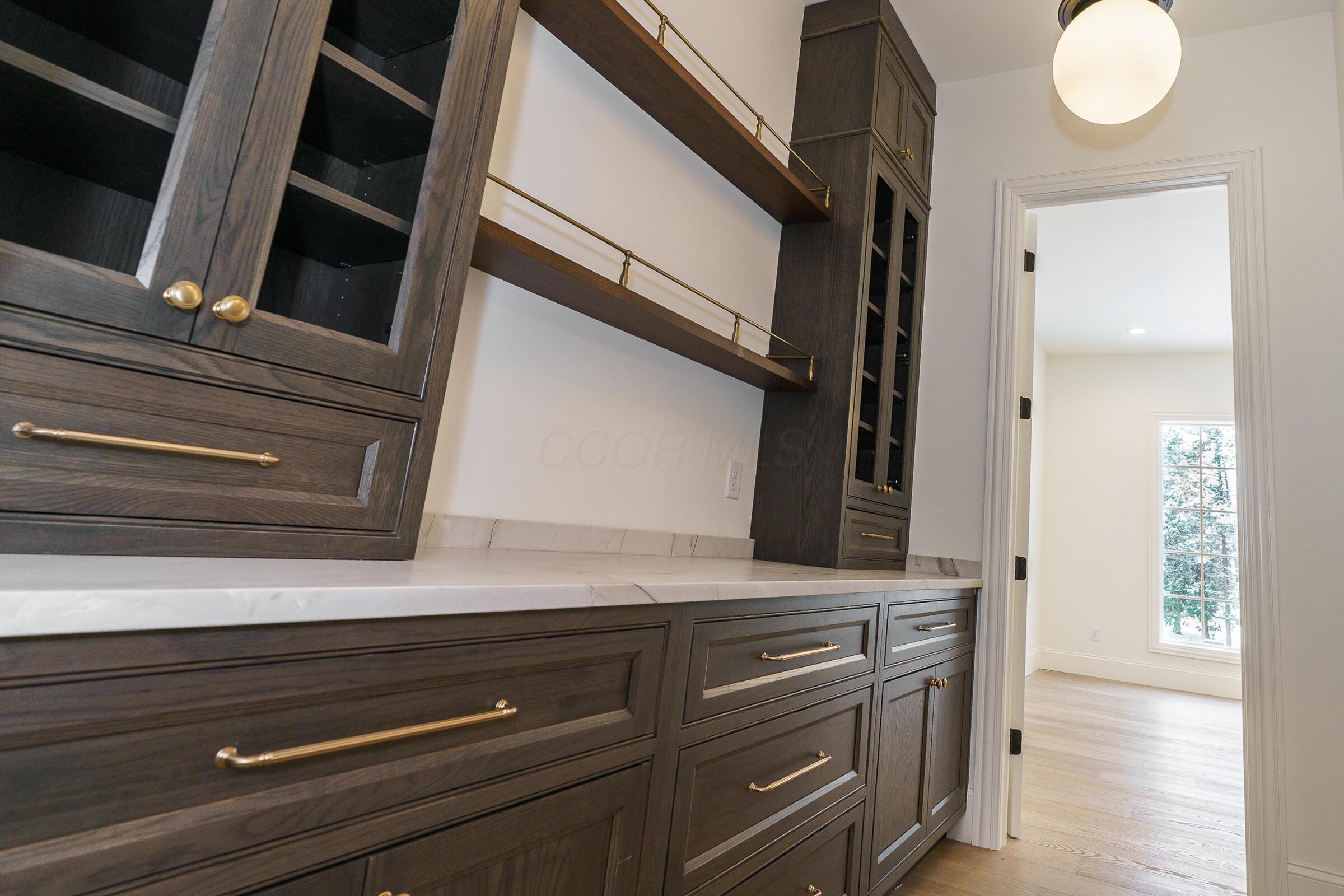 2681 Lane Road Columbus, OH 43220 - Photo 19 of 88 Kitchen