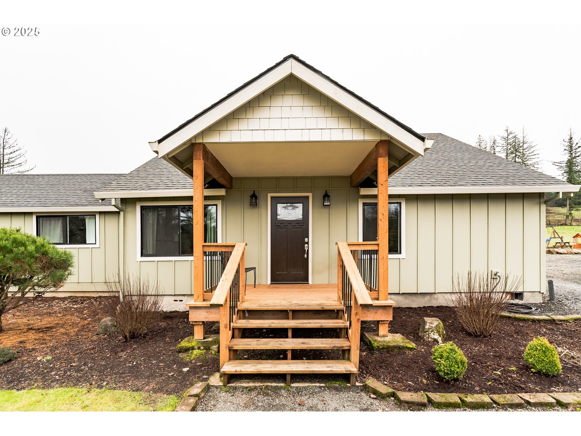 16124 South Windy City Road Mulino, OR 97042 - Photo 2 of 30 Gallery Image 2