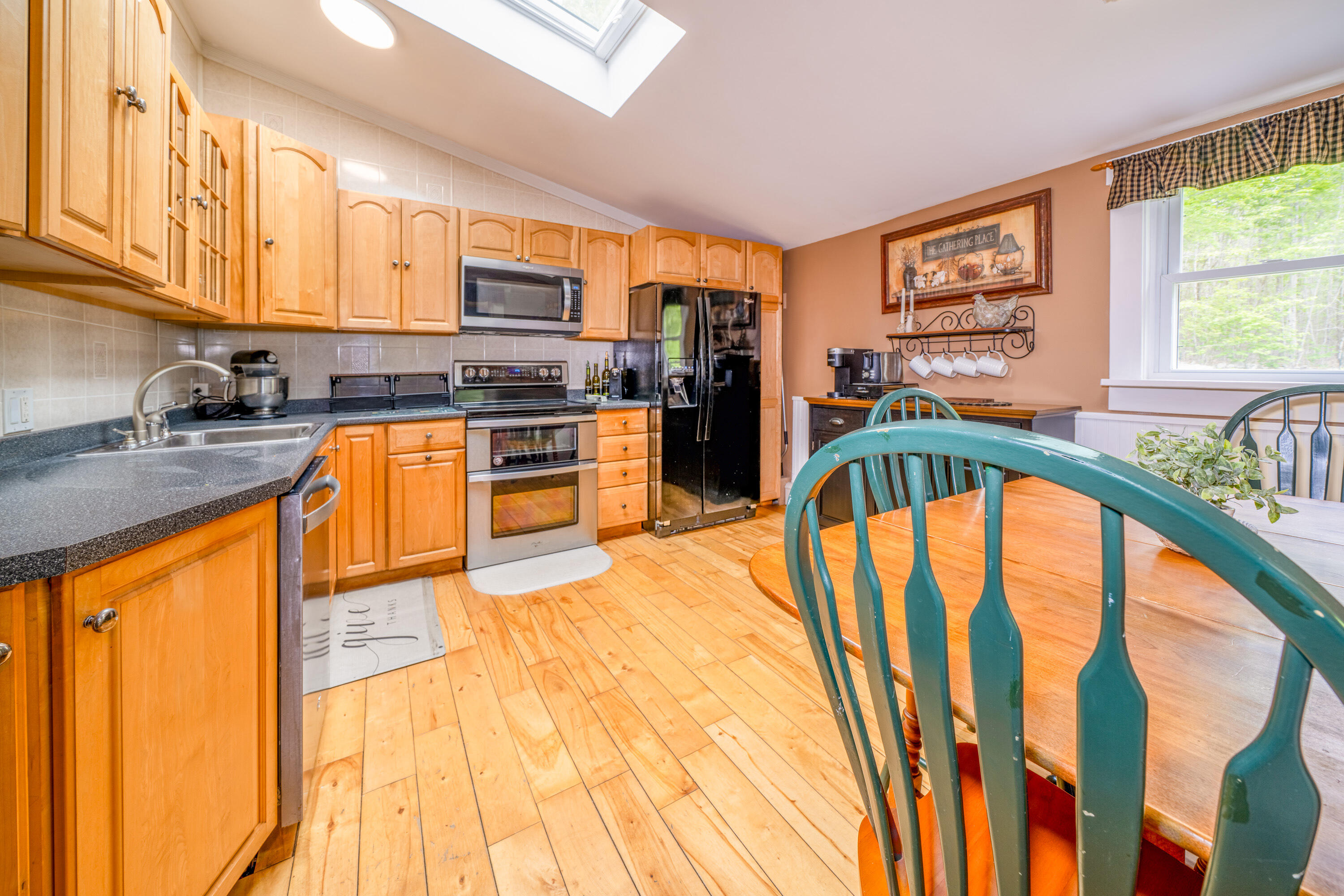 443 Cross Road Swanville, ME 04915 - Photo 13 of 47 2828