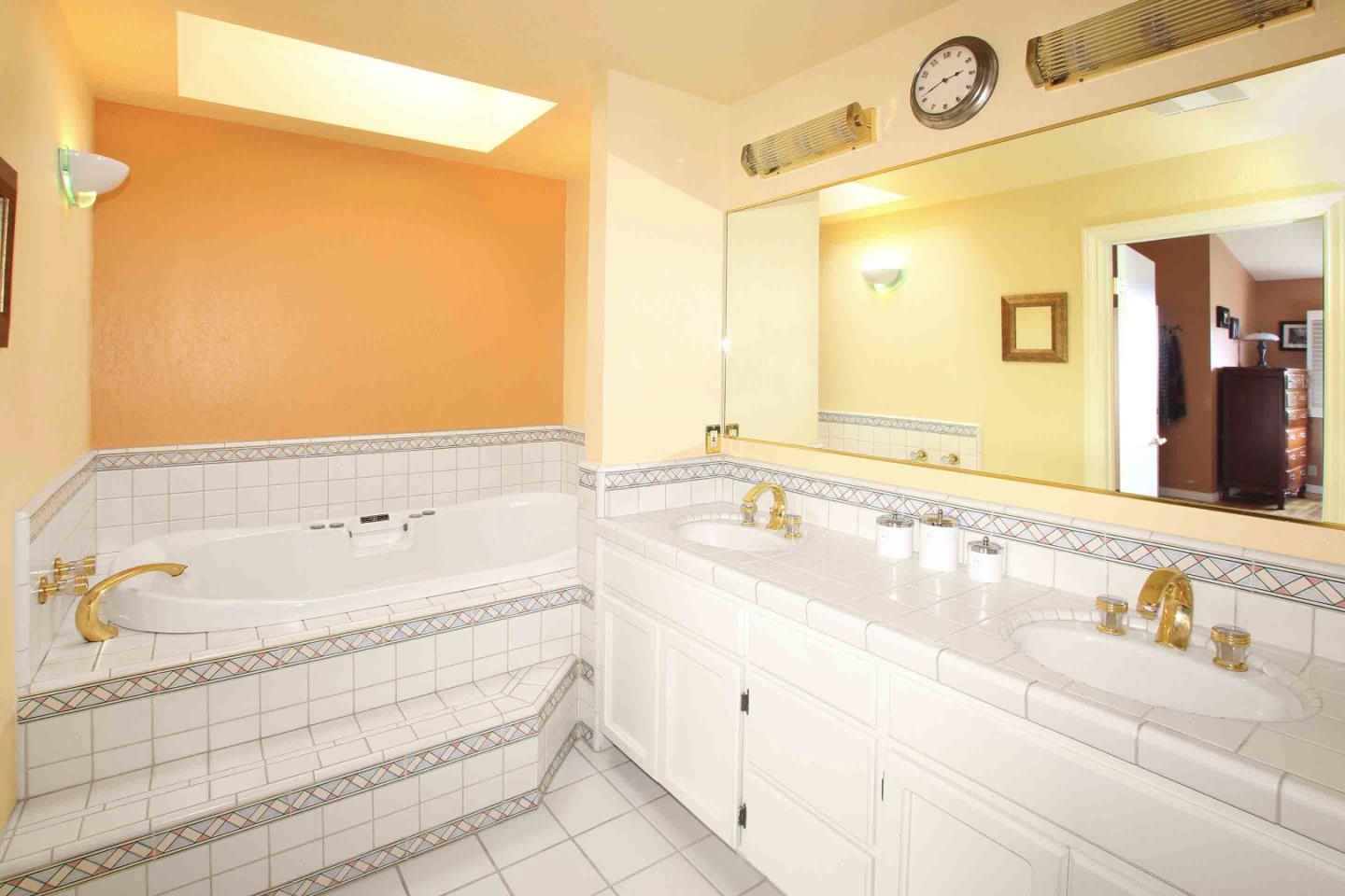 137 Vía Soderini Aptos, CA 95003 - Photo 16 of 22