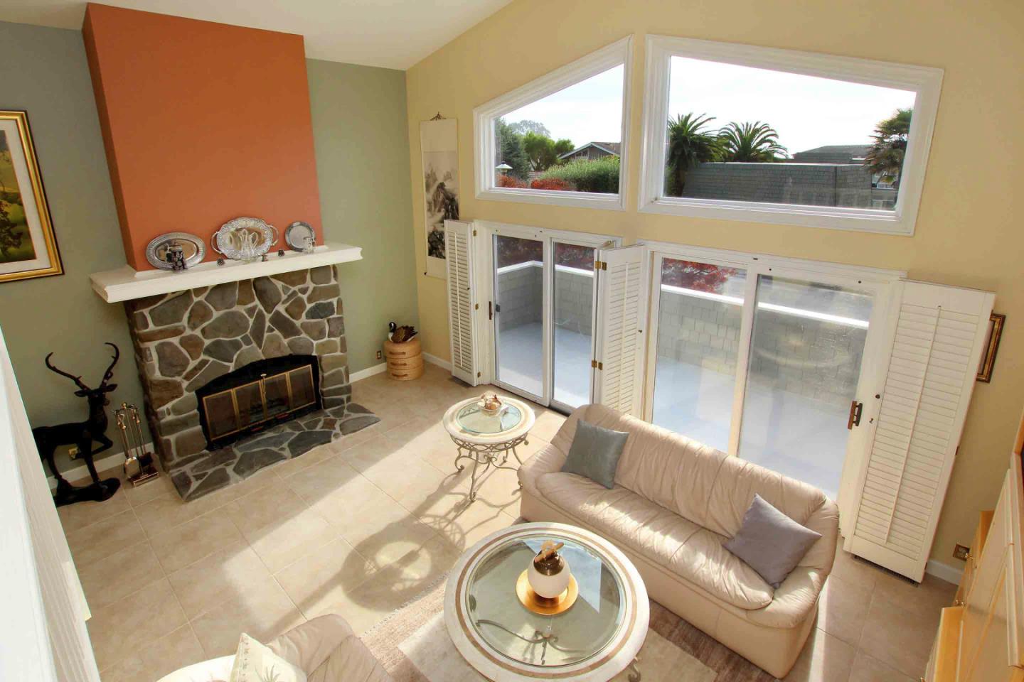 137 Vía Soderini Aptos, CA 95003 - Photo 4 of 22