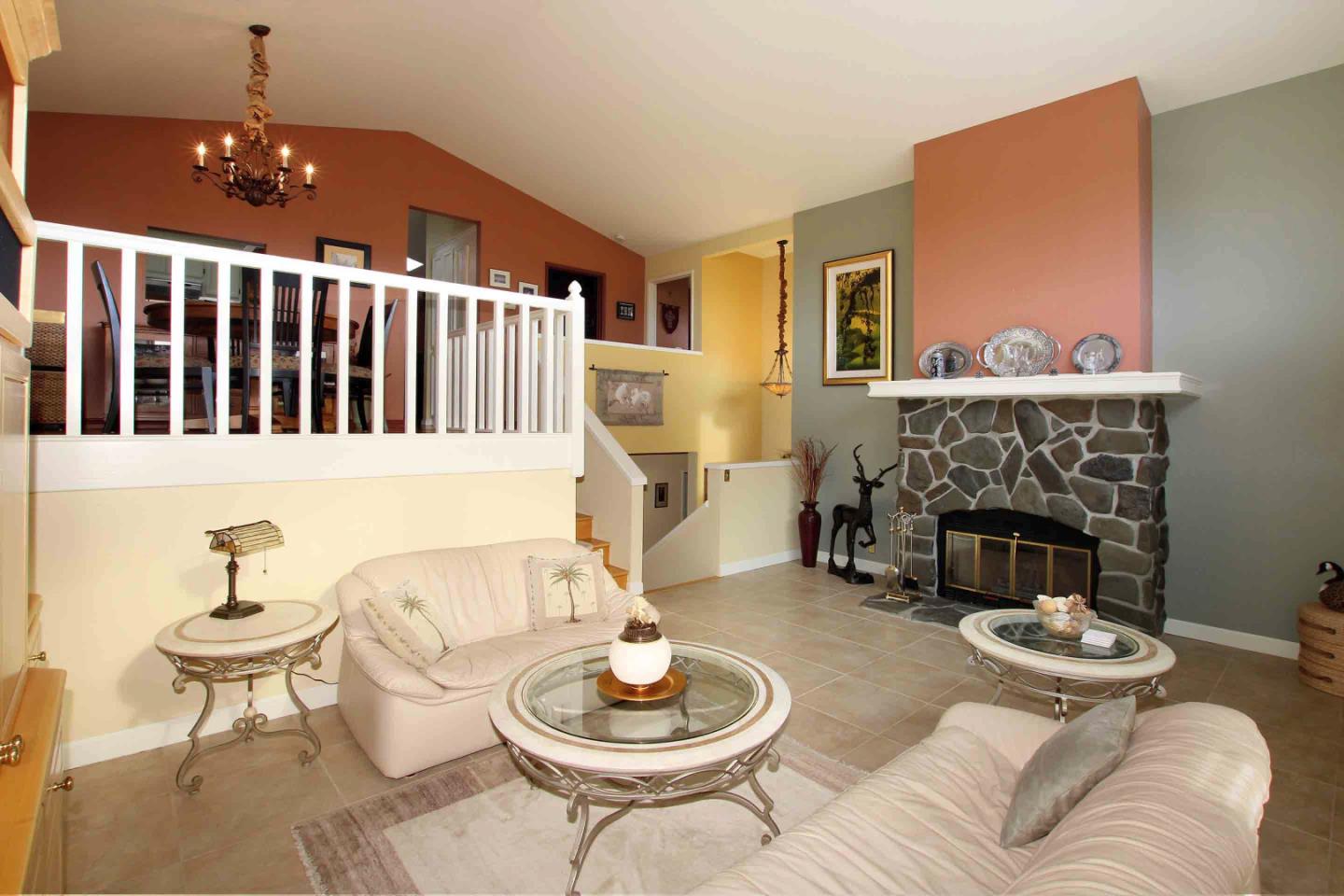 137 Vía Soderini Aptos, CA 95003 - Photo 6 of 22