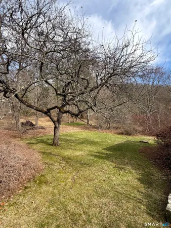 $3,500 | 310 Valley Road, Easton, CT 06612