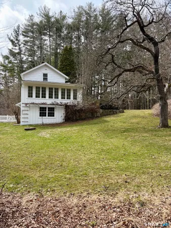$3,500 | 310 Valley Road, Easton, CT 06612