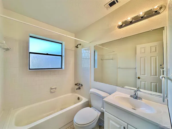 $349,900 | 3585 Blueridge Drive, Pensacola, FL 32504