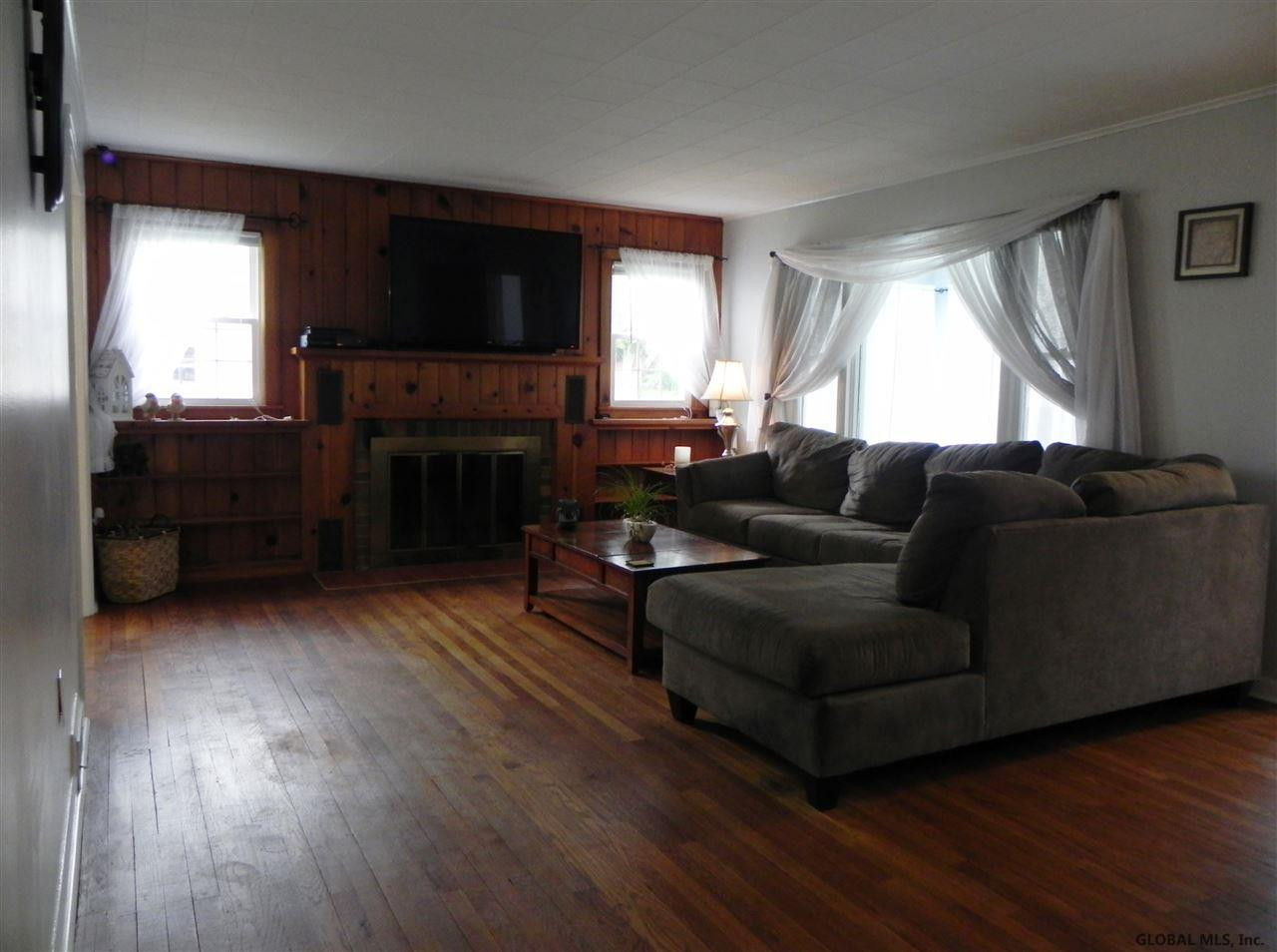 19 Eastview Road Averill Park, NY 12018 - Photo 5 of 25 Photo 5