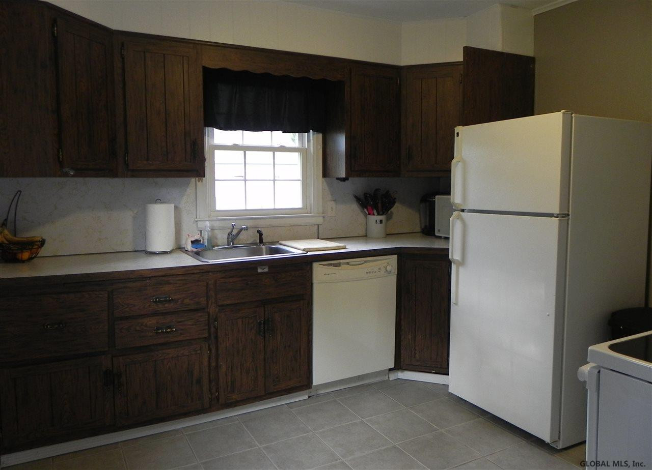 19 Eastview Road Averill Park, NY 12018 - Photo 9 of 25 Photo 9