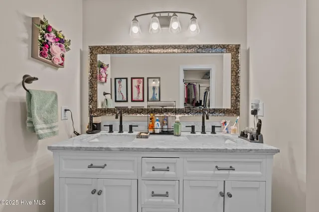 $334,900 | 420 Crown Drive, Washington, NC 27889