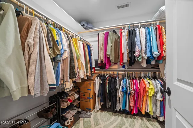 $334,900 | 420 Crown Drive, Washington, NC 27889