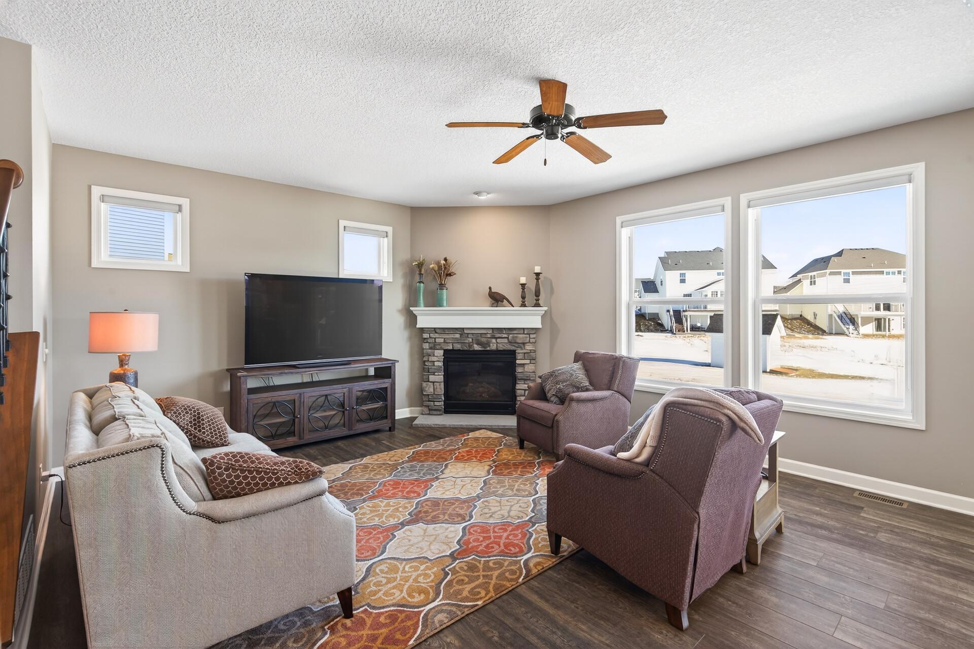 6648 Carriage Way Corcoran, MN 55340 - Photo 3 of 60