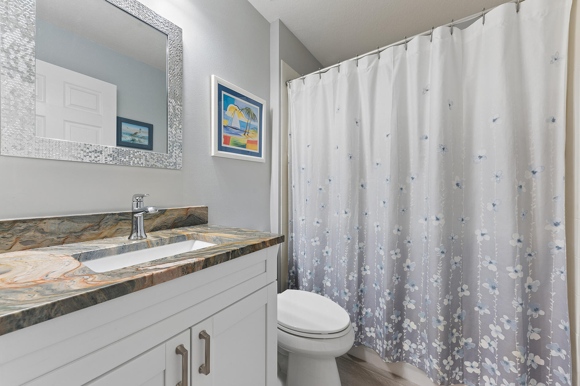 12142 Roma Road Boynton Beach, FL 33437 - Photo 16 of 41 GUEST BATHROOM