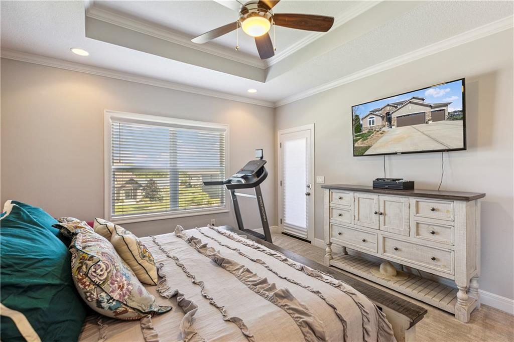 1401 Spurlock Cove Raymore, MO 64083 - Photo 30 of 47