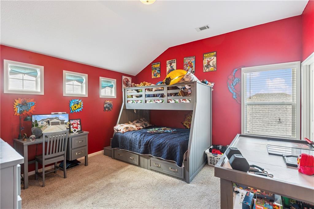 1401 Spurlock Cove Raymore, MO 64083 - Photo 34 of 47