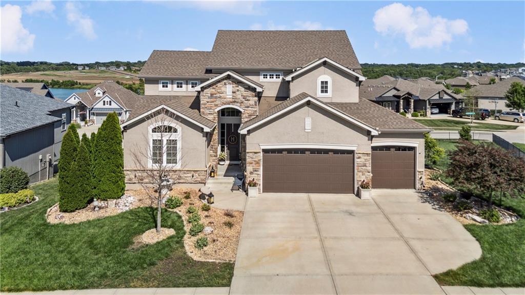 1401 Spurlock Cove Raymore, MO 64083 - Photo 5 of 47