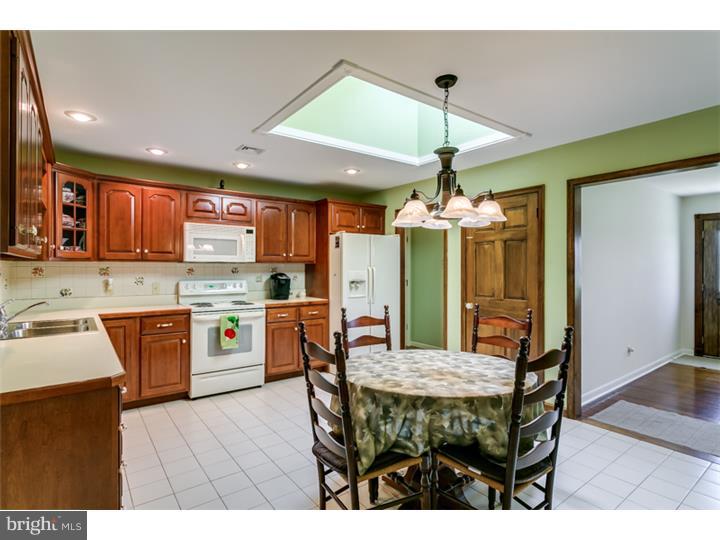 17 Buddtown Road Southampton, NJ 08088 - Photo 7 of 24 Kitchen