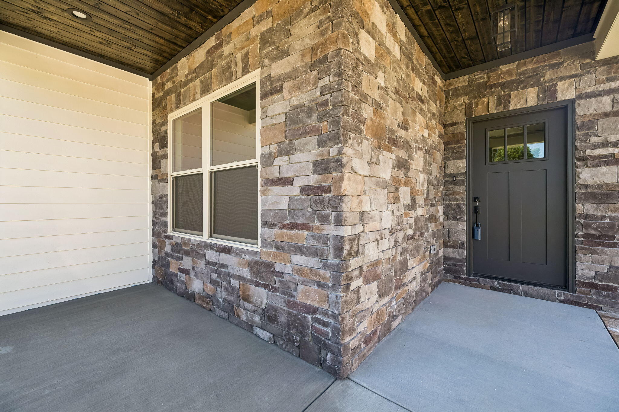 8524 Blanche Road Ooltewah, TN 37363 - Photo 4 of 46 5-8524 Blanche Rd - 005