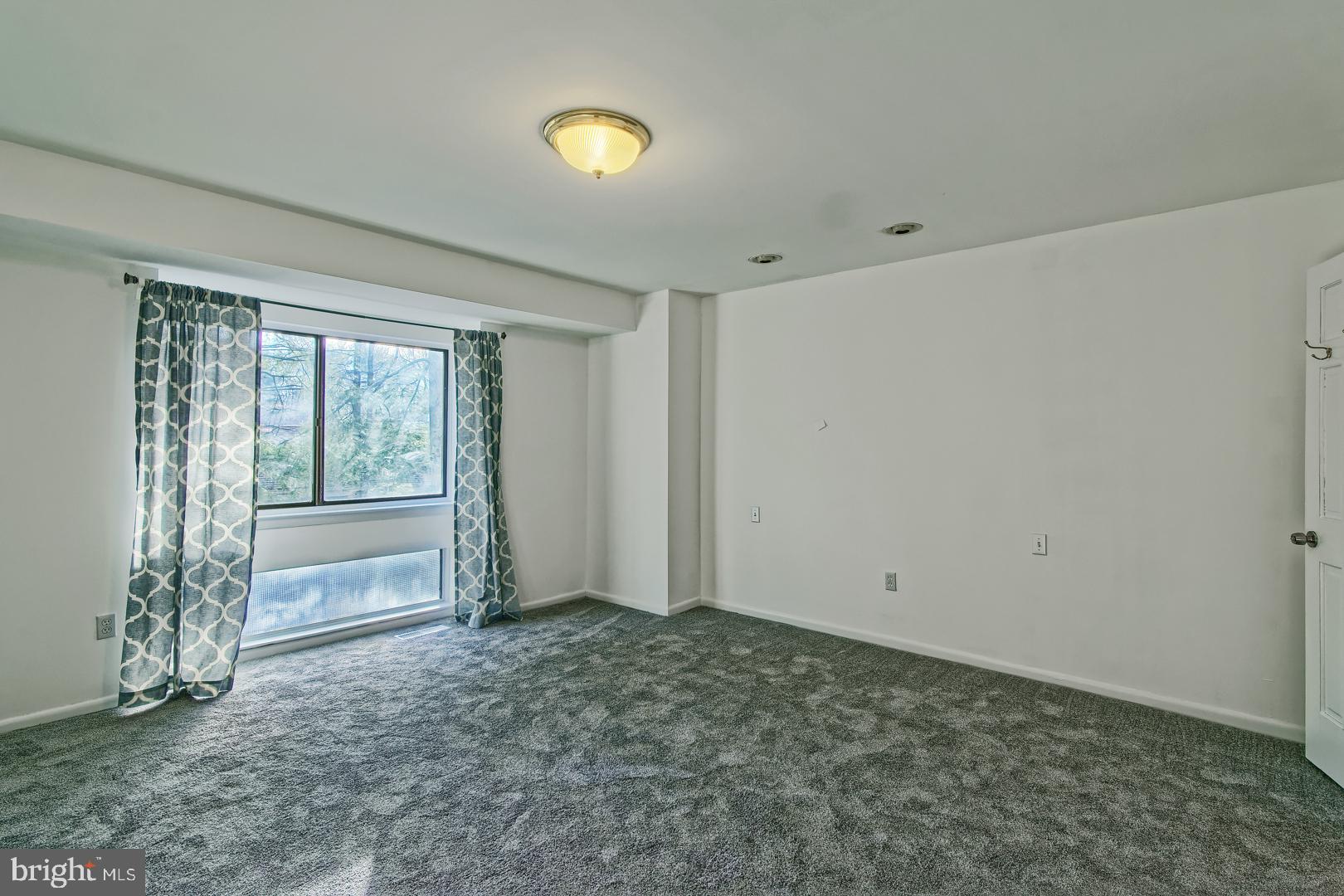 345 Barton Run Boulevard Marlton, NJ 08053 - Photo 15 of 25