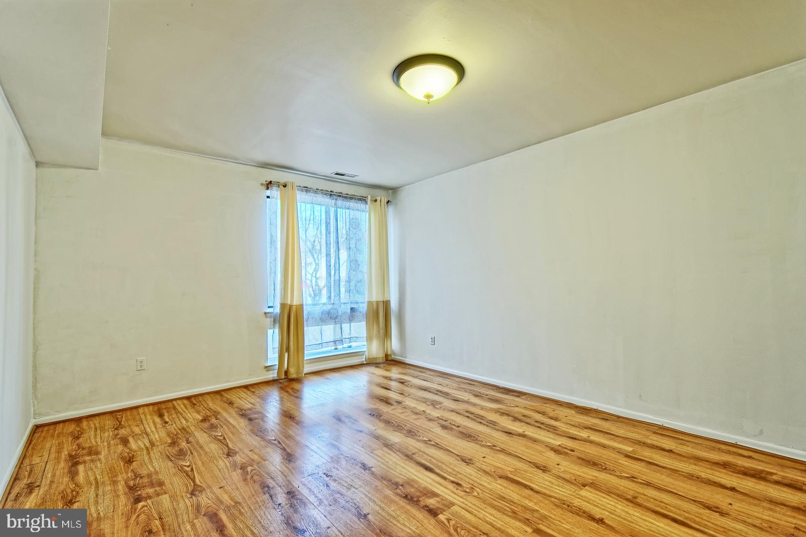 345 Barton Run Boulevard Marlton, NJ 08053 - Photo 5 of 25