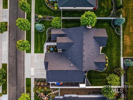 $959,000 | 9254 West Sparks Lake Drive, Boise, ID 83714