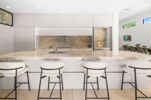 $3,299,000 | 290 Northwest 48th Street, Miami, FL 33127