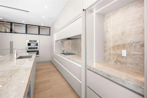 $3,299,000 | 290 Northwest 48th Street, Miami, FL 33127