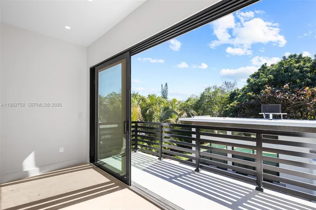 $3,495,000 | 290 Northwest 48th Street, Miami, FL 33127